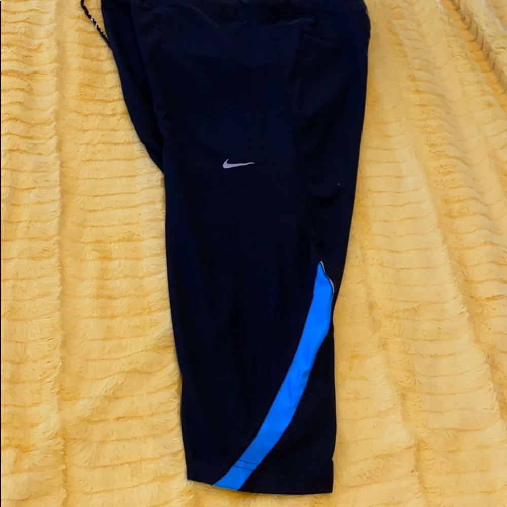 Women’s Nike crop pants